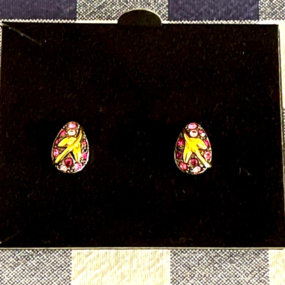 NWT Vintage Joan Rivers Midnight Garden Earrings